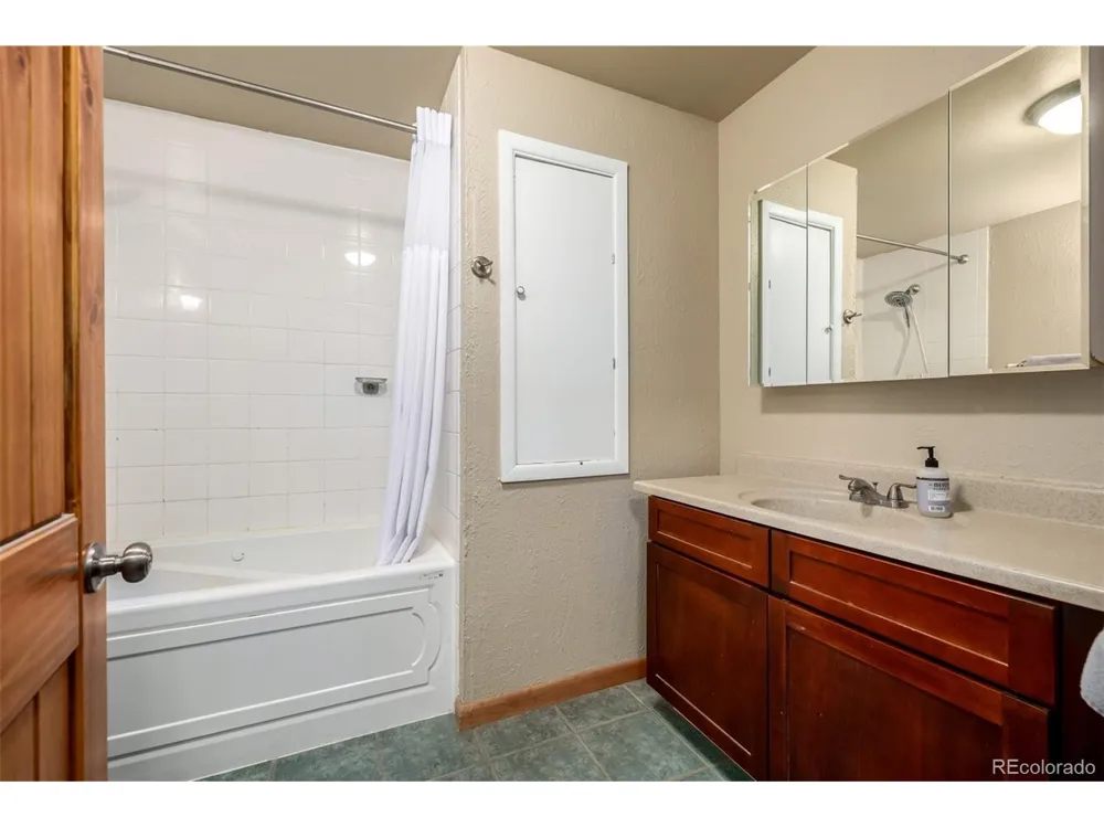 260 Pine Drive Idaho Springs, CO 80452