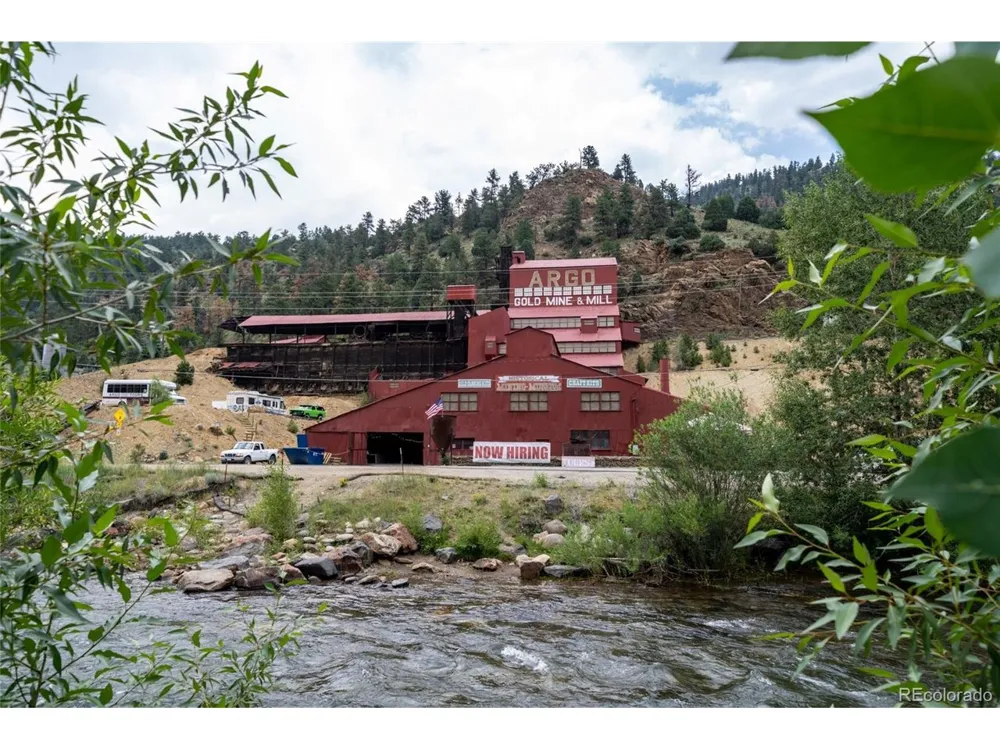 260 Pine Drive Idaho Springs, CO 80452