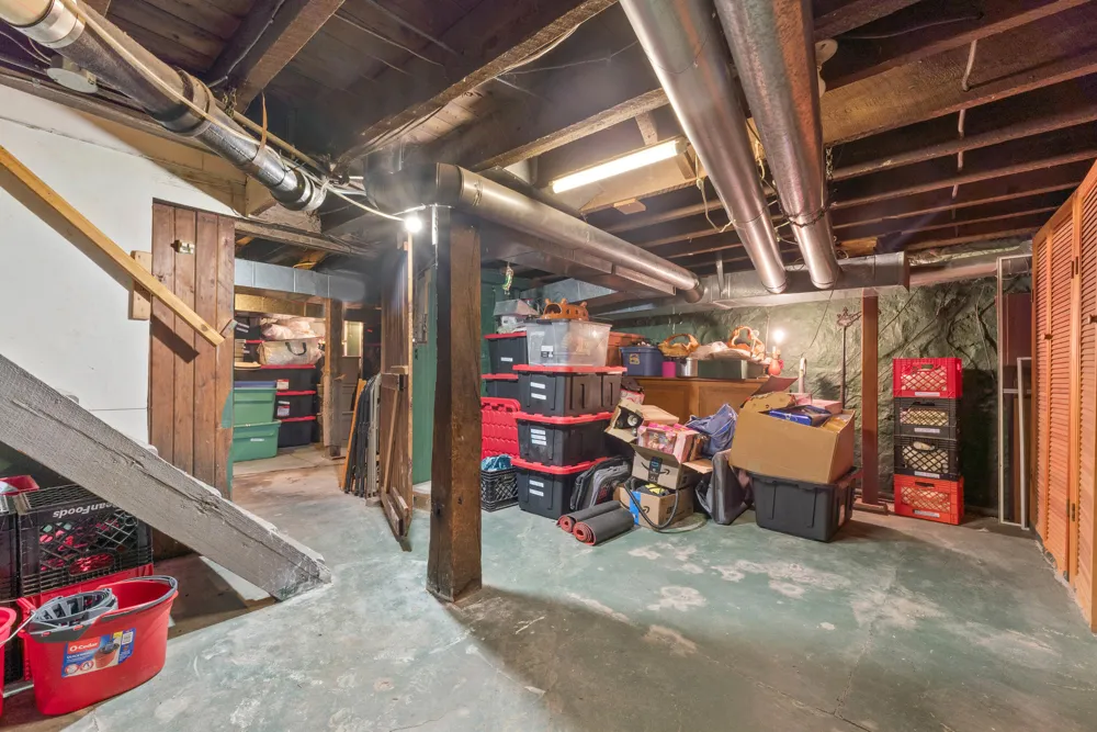 79 Budlong Street Hillsdale, MI 49242