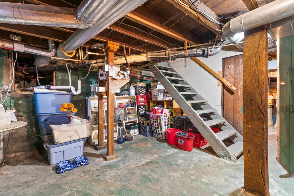 79 Budlong Street Hillsdale, MI 49242