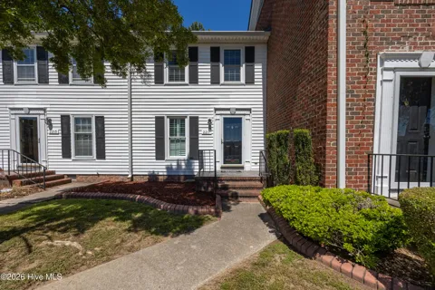 2217 Nash Place