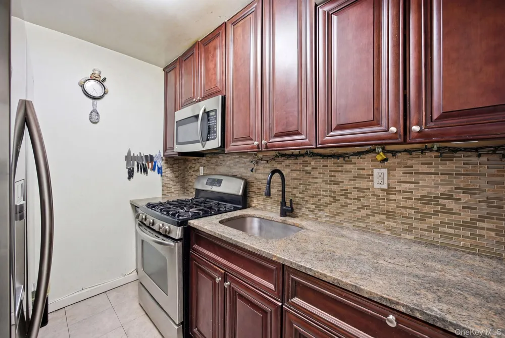 88-12 151 AVENUE #1G Howard Beach, NY 11414