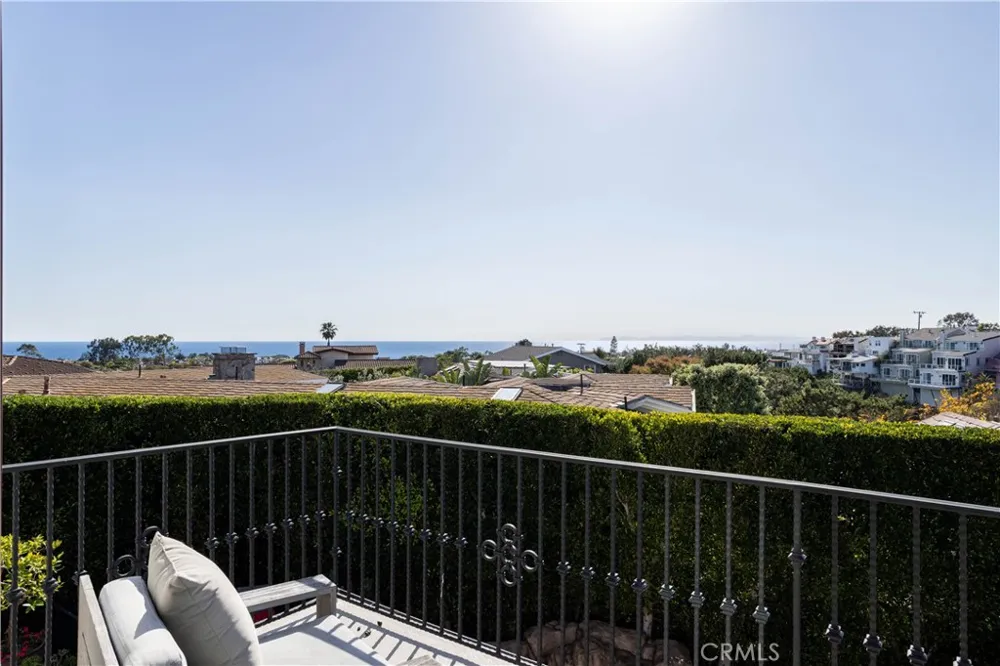 420 De Sola Terrace Corona del Mar, CA 92625