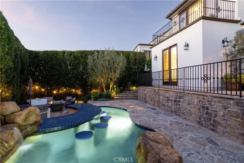 420 De Sola Terrace Corona del Mar, CA 92625