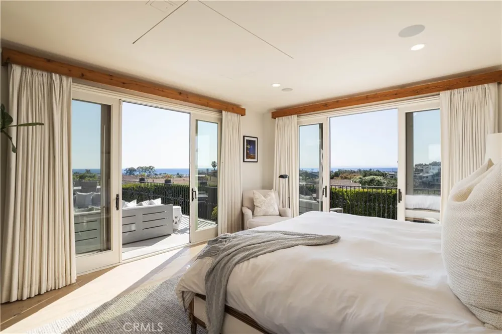 420 De Sola Terrace Corona del Mar, CA 92625
