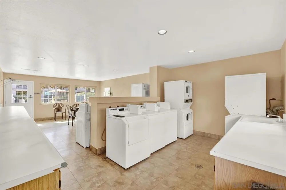 10353 Azuaga St #106 San Diego, CA 92129