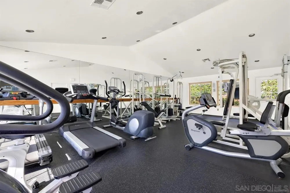 10353 Azuaga St #106 San Diego, CA 92129