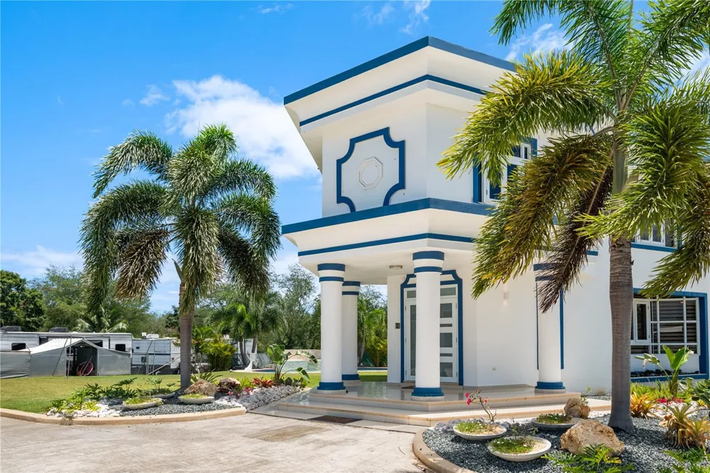 1 CALLE ISAMAR Isabela, PR 00662