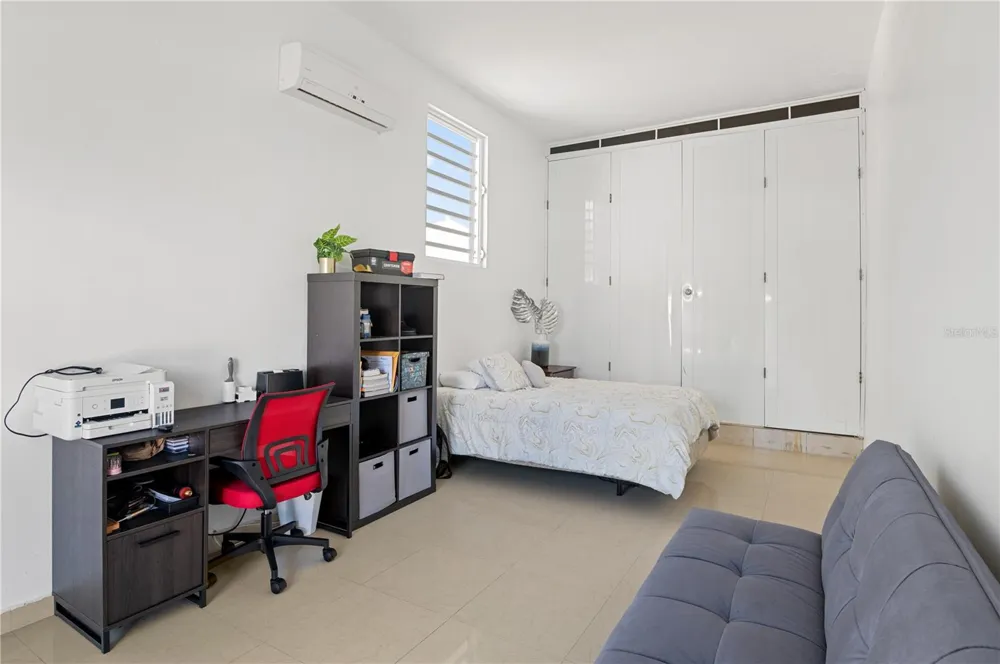 1 CALLE ISAMAR Isabela, PR 00662