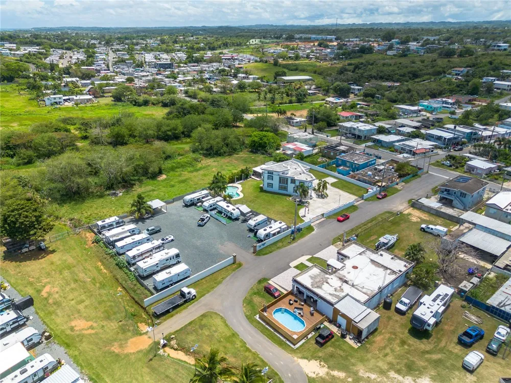 1 CALLE ISAMAR Isabela, PR 00662