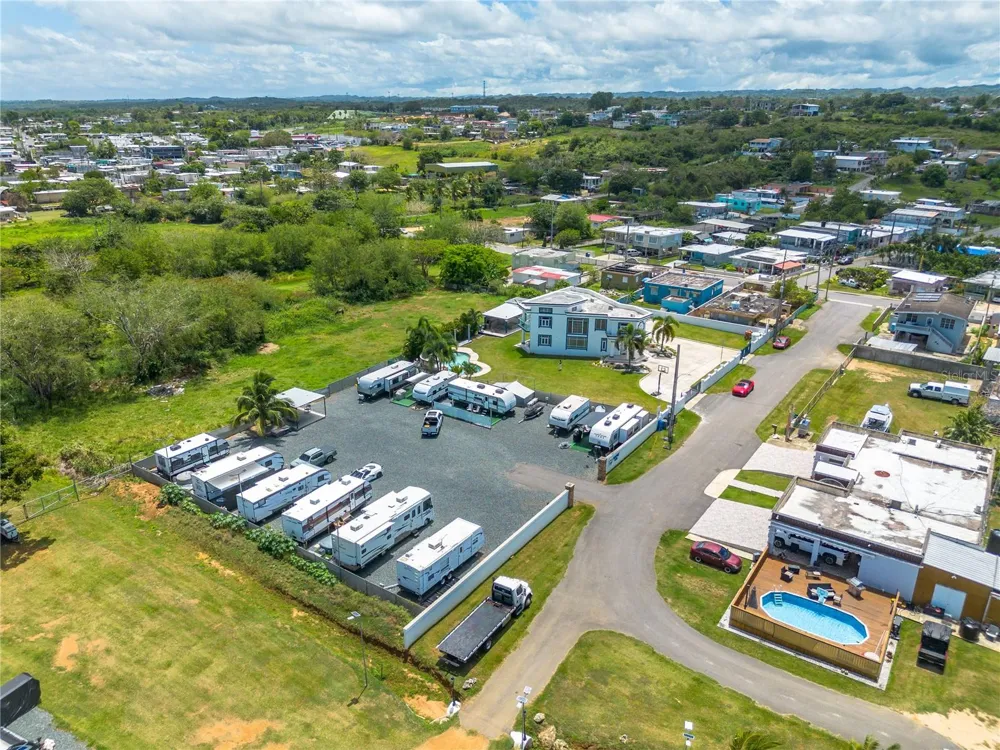 1 CALLE ISAMAR Isabela, PR 00662