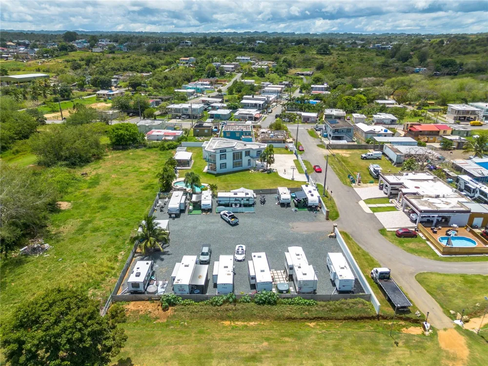 1 CALLE ISAMAR Isabela, PR 00662