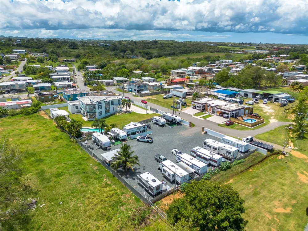 1 CALLE ISAMAR Isabela, PR 00662