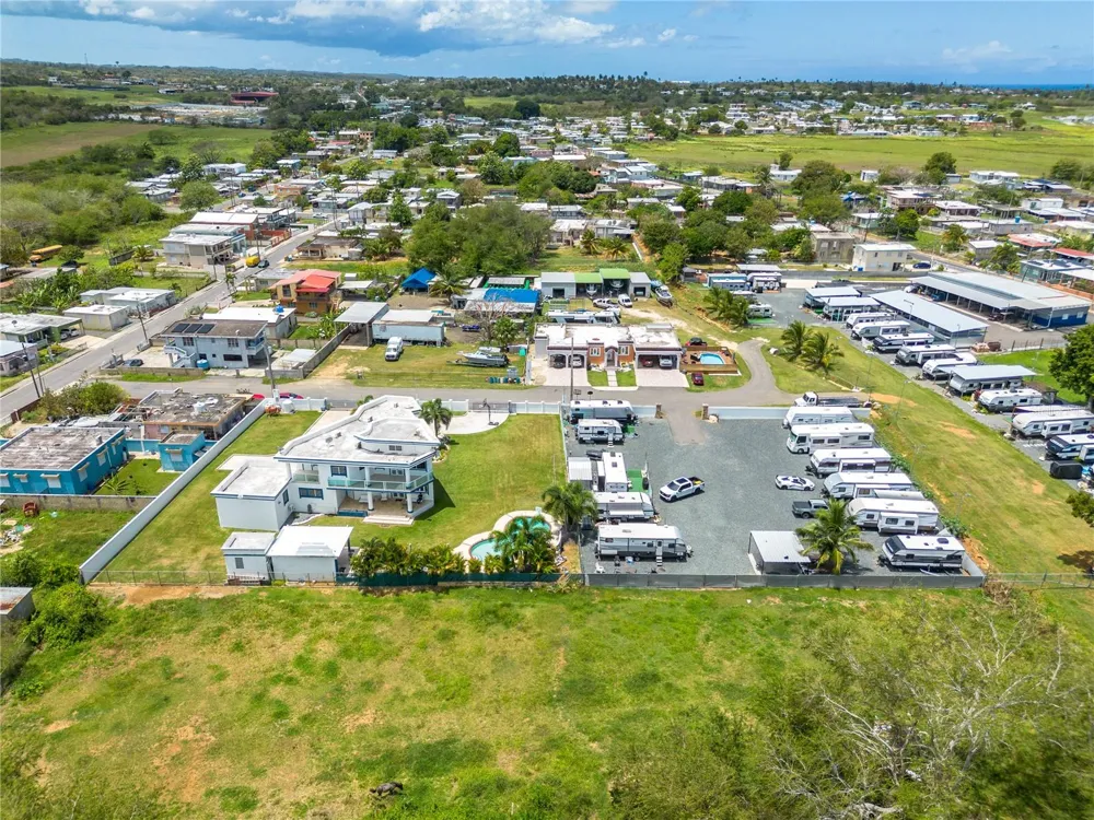 1 CALLE ISAMAR Isabela, PR 00662