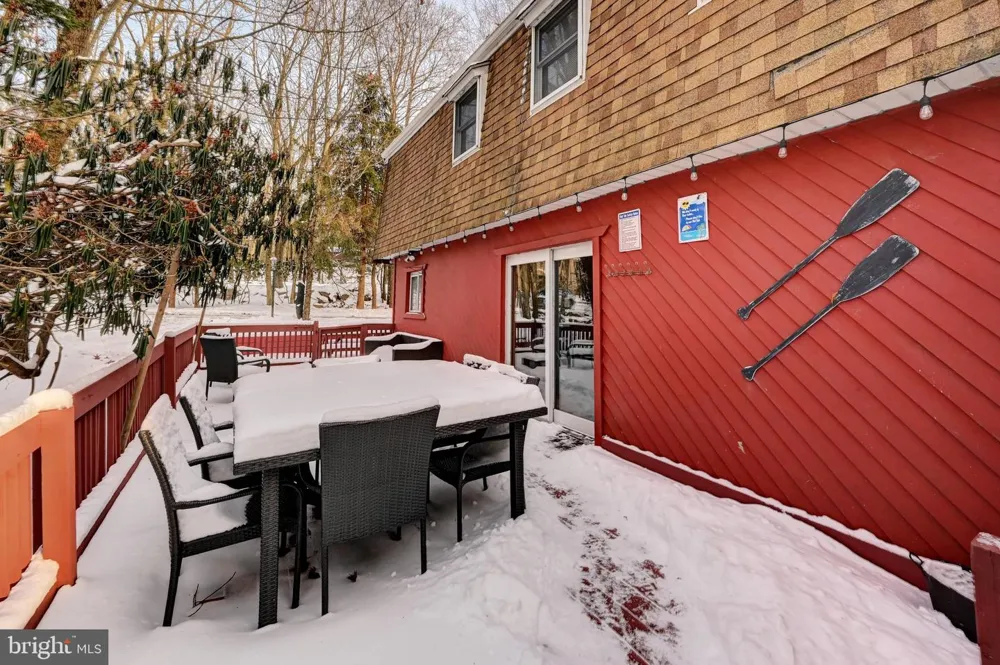 28 SKYE DRIVE Lake Harmony, PA 18624