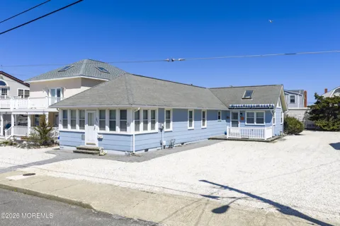 111 E 22nd Street