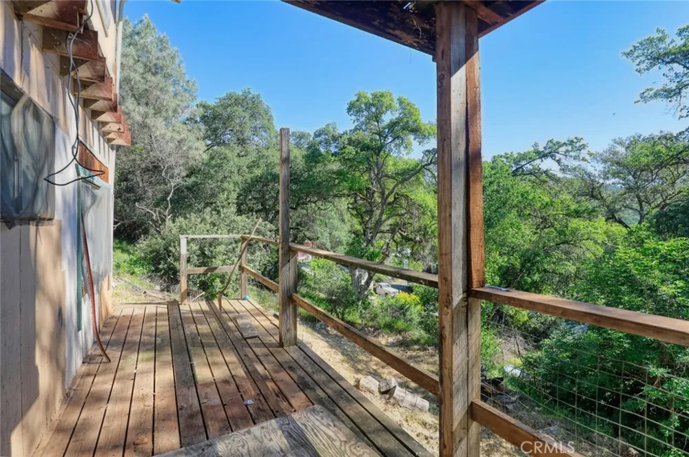 12637 Lakeview Clearlake Oaks, CA 95423