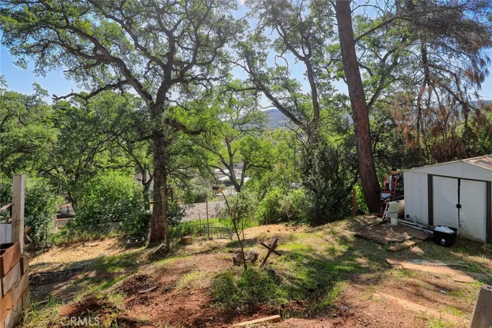 12637 Lakeview Clearlake Oaks, CA 95423
