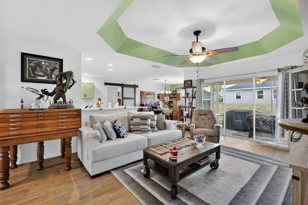 11367 LAUFERSKY LANE Oxford, FL 34484