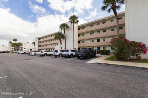 2469 S Washington Avenue #201 C