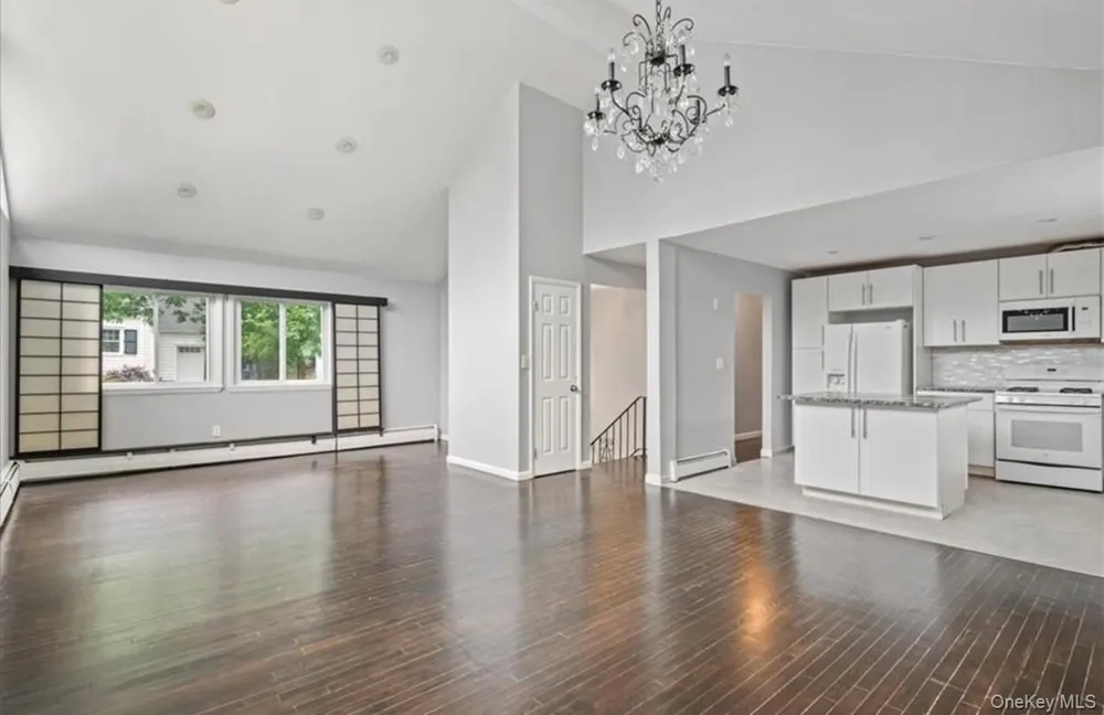 31 Kipling Street Hartsdale, NY 10530