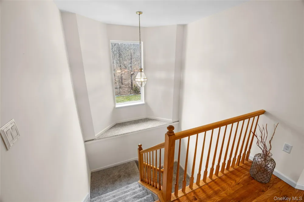 287 Dayton Avenue Manorville, NY 11949