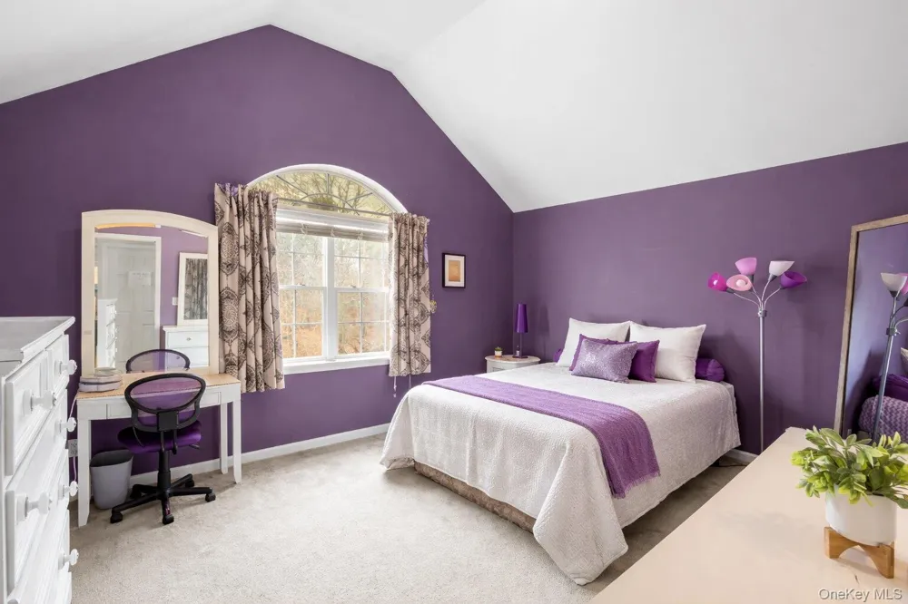 287 Dayton Avenue Manorville, NY 11949