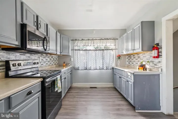 122 PENN Penns Grove, NJ 08069