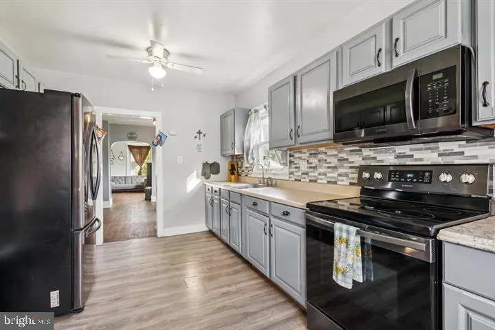 122 PENN Penns Grove, NJ 08069