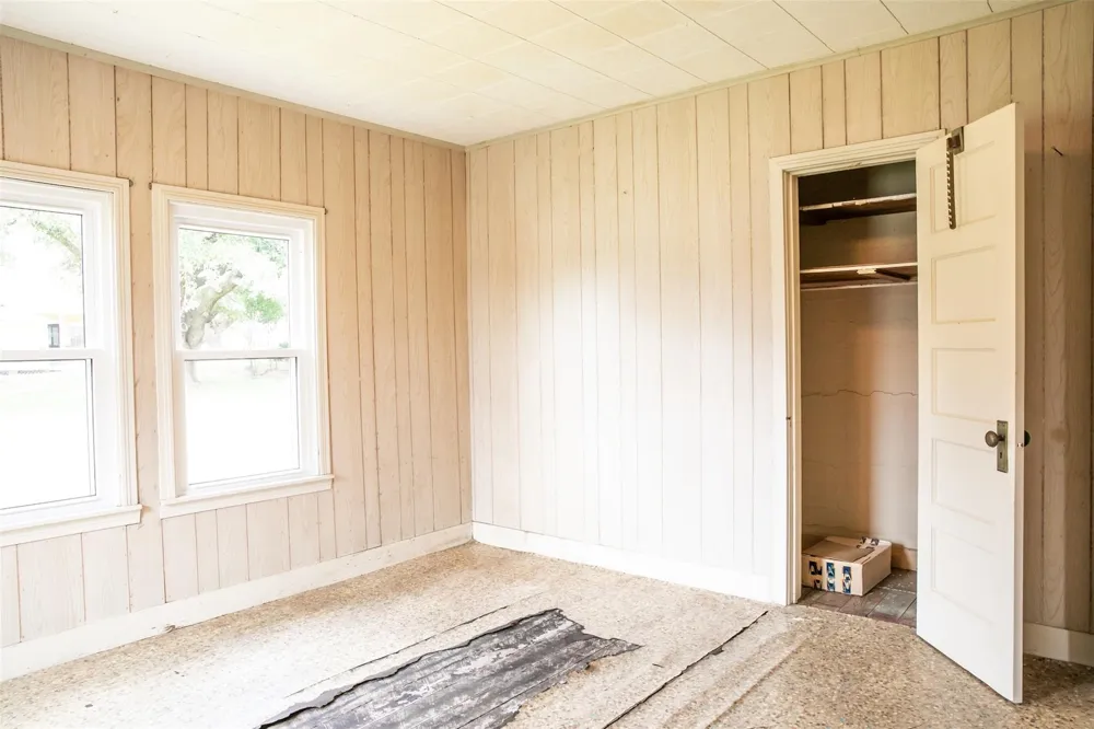 400 Brazos Street Burton, TX 77835