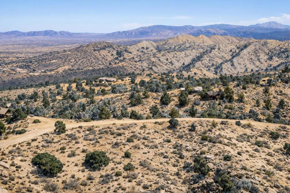 7935 Scenic Drive Wrightwood, CA 92397