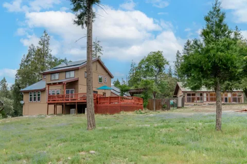 42123 Auberry Road