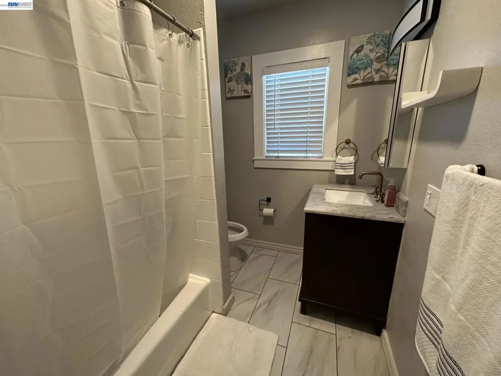 4239 Quigley Pl Oakland, CA 94619