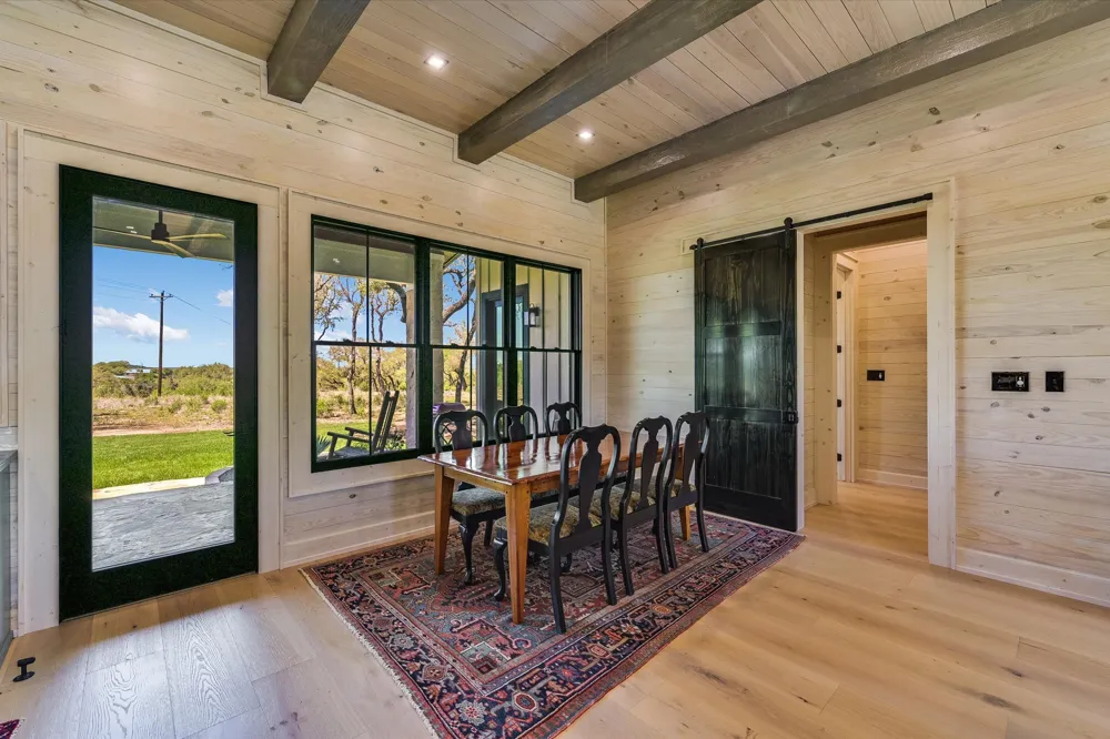 130 Thousand Oaks Loop San Marcos, TX 78666
