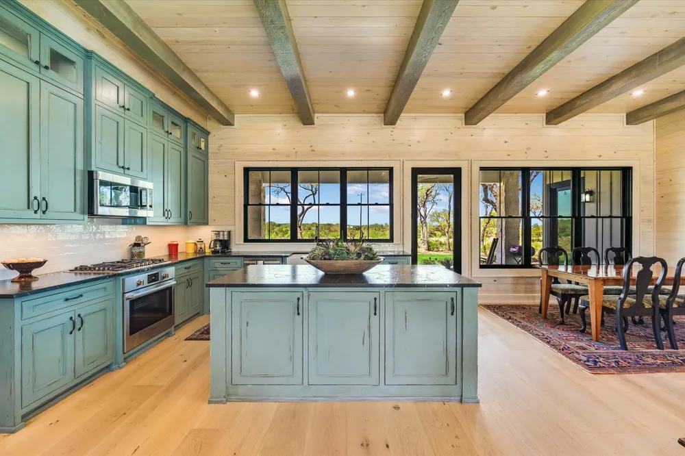 130 Thousand Oaks Loop San Marcos, TX 78666
