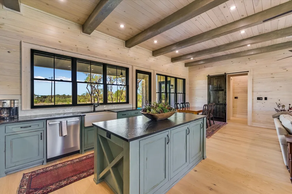 130 Thousand Oaks Loop San Marcos, TX 78666