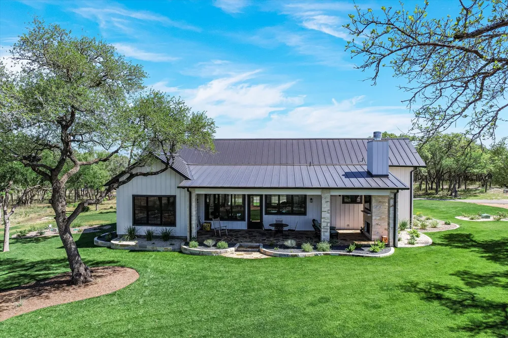 130 Thousand Oaks Loop San Marcos, TX 78666
