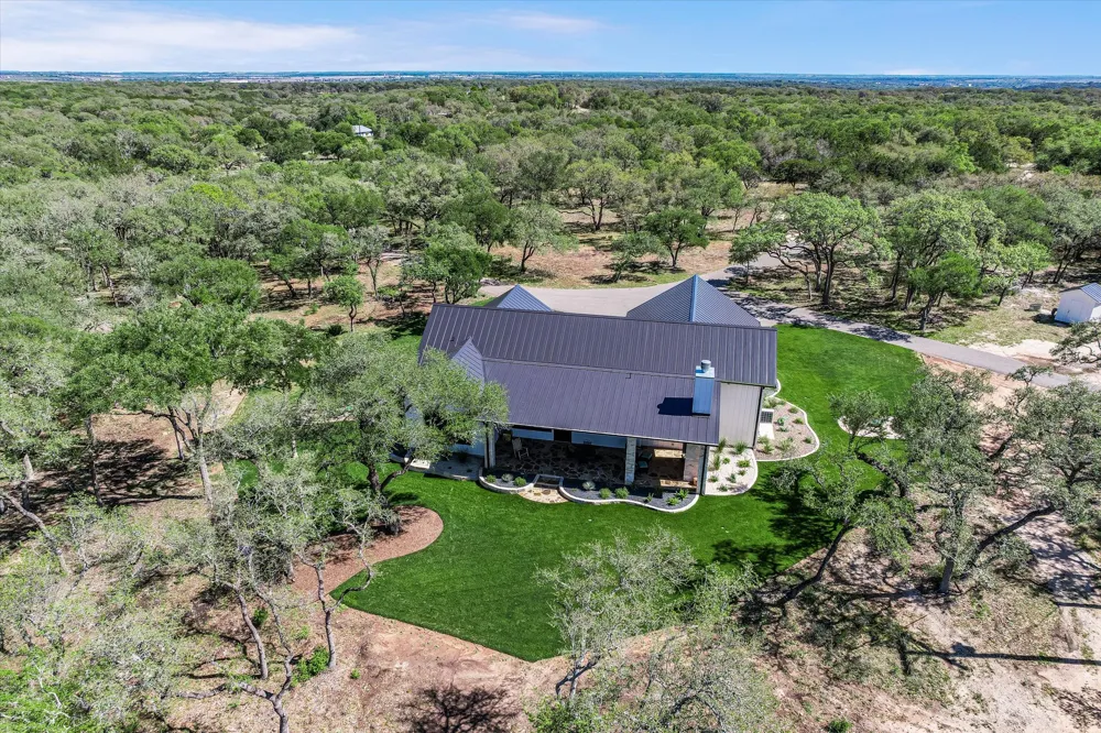 130 Thousand Oaks Loop San Marcos, TX 78666