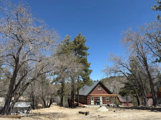 32983 Canyon Green Valley Lake, CA 92341