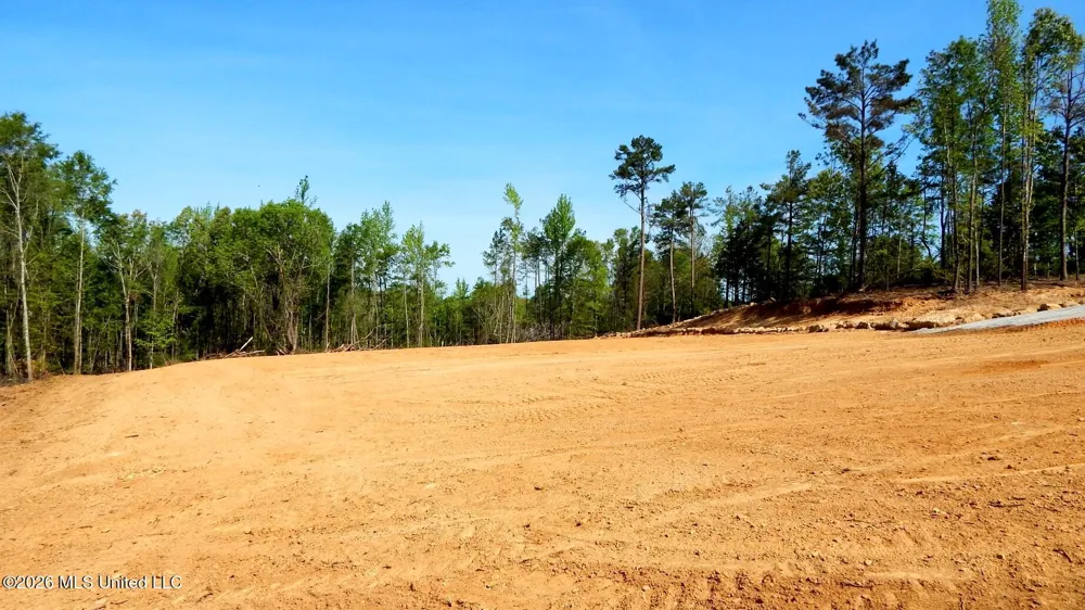 50 Nelia Road Grenada, MS 38901