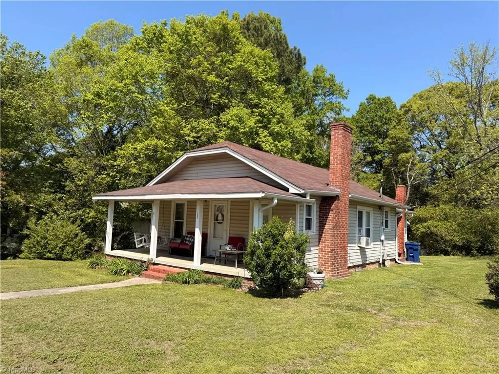 146 Patterson Avenue Liberty, NC 27298