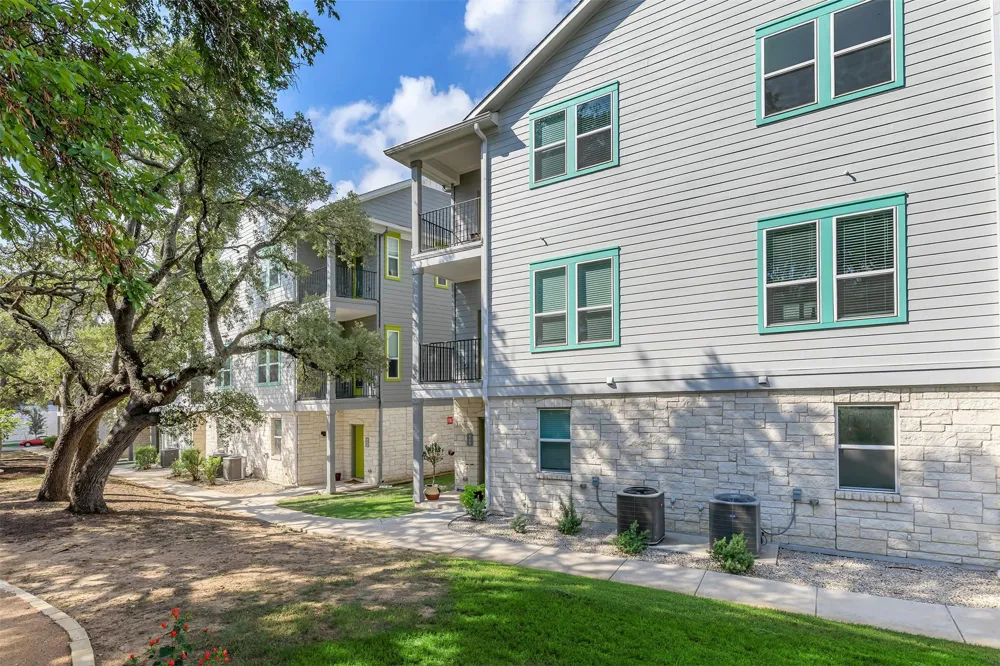 433 Leo Lane Lane #433 Leander, TX 78641