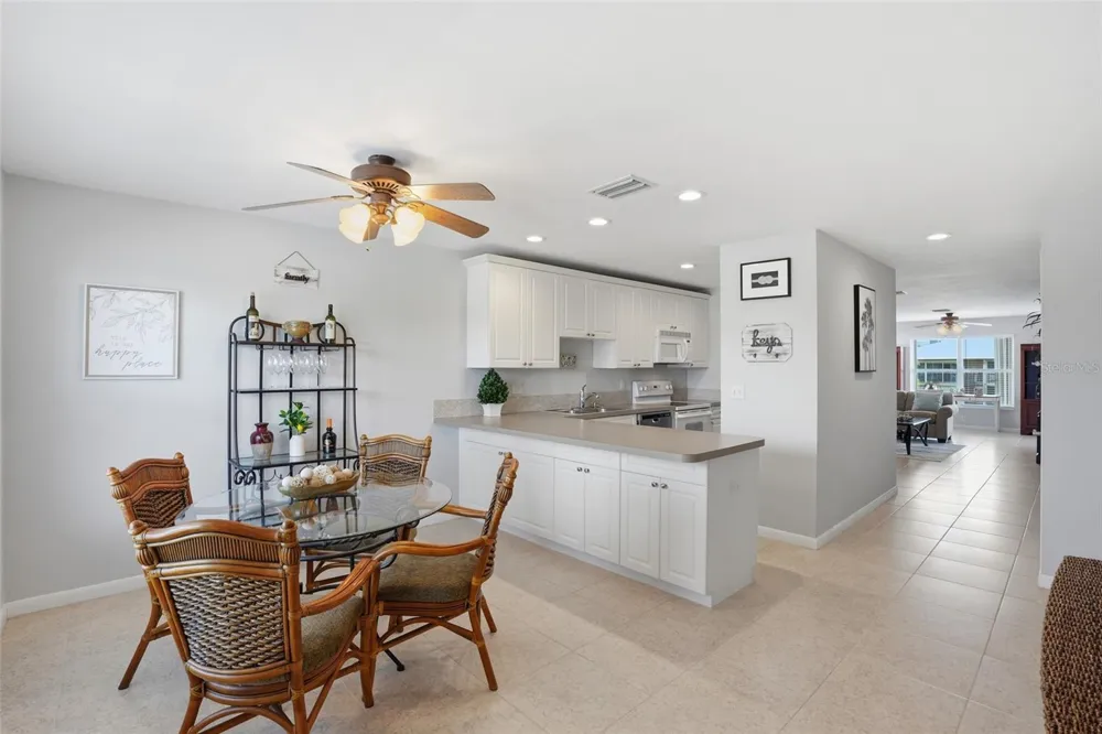 912 SE 46TH STREET #201 Cape Coral, FL 33904