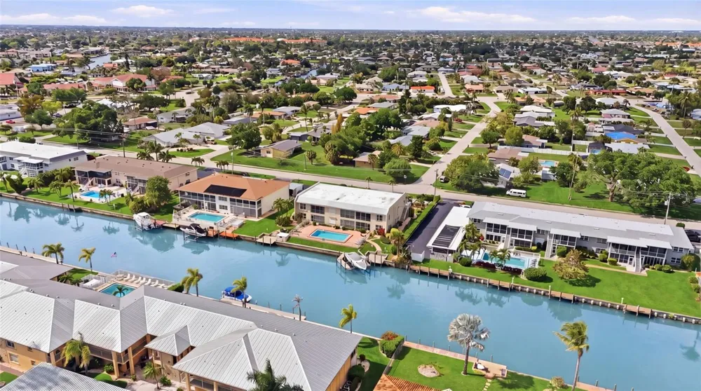 912 SE 46TH STREET #201 Cape Coral, FL 33904