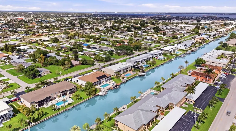 912 SE 46TH STREET #201 Cape Coral, FL 33904