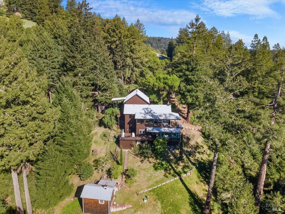 3100 Muniz Ranch Road Jenner, CA 95450