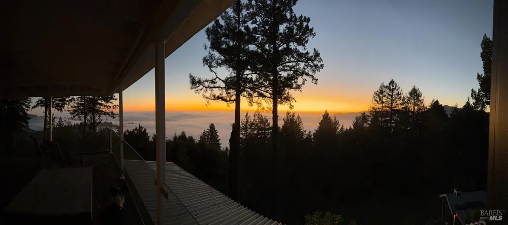 3100 Muniz Ranch Road Jenner, CA 95450