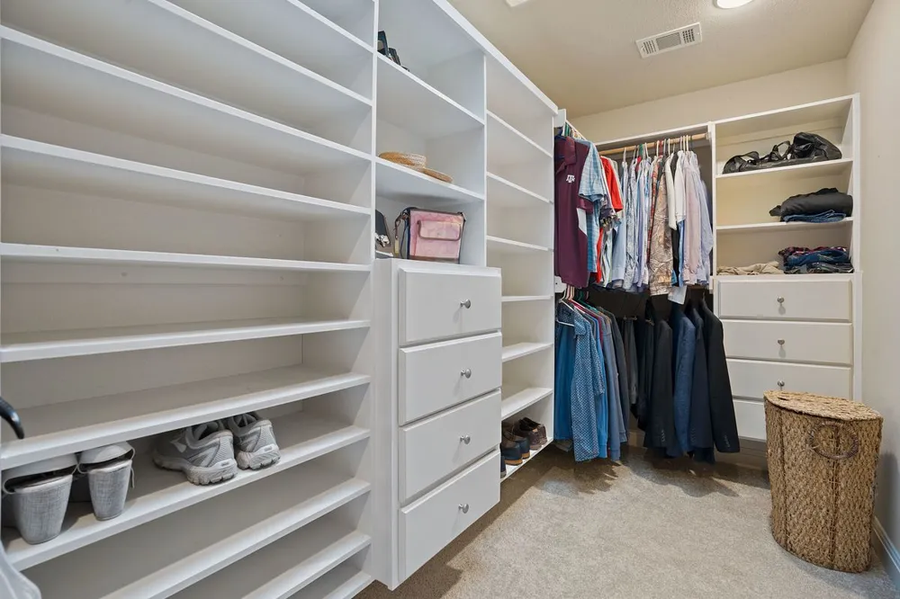 744 W Bartlett Drive Buda, TX 78610