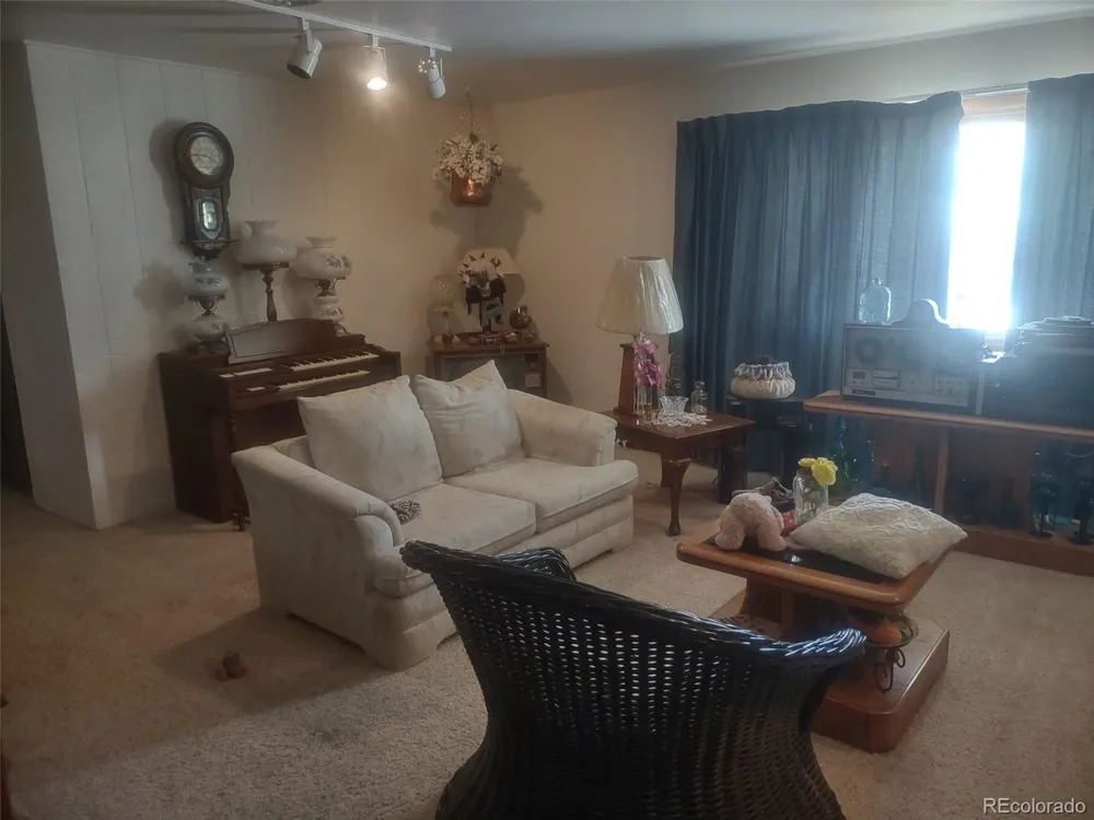 50 Paradise Drive Burlington, CO 80807