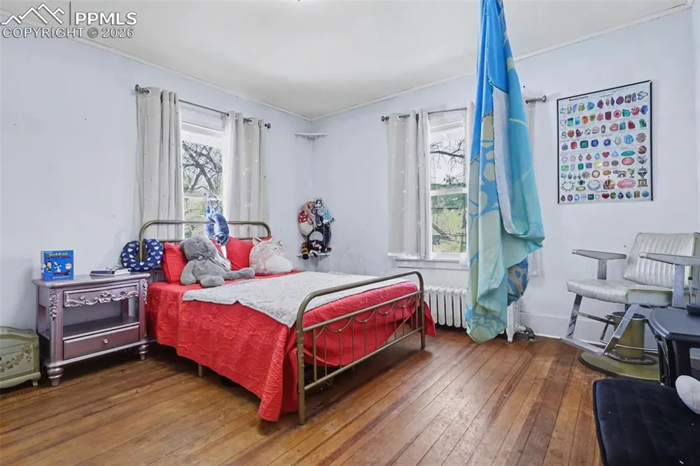 819 Duclo Avenue Manitou Springs, CO 80829